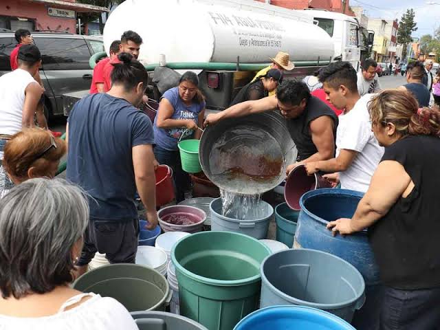 Buenos días. Te invito a leer el artículo  del dirigente del Movimiento Antorchista en Álvaro Obregón, Oliver Saavedra:
El problema del agua en la Ciudad de México.
m.facebook.com/story.php?stor…