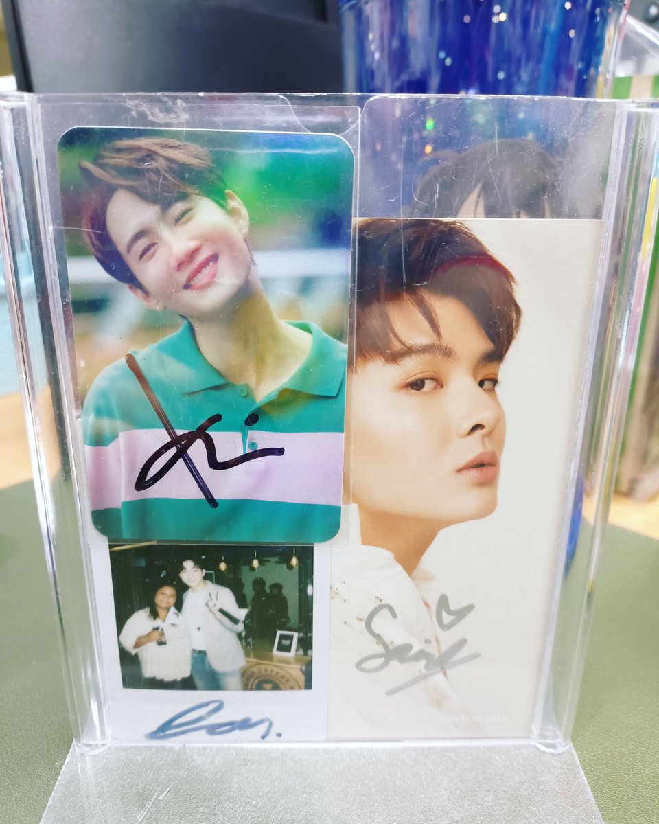 โงยยยยยย ครบแล้ว
ลายเซ็นสด อุแงงงงง
เมนจากซีรีส์ 3 เรื่อง  
รักกกกก ❤️⚓🏀🍉❤️
#captainchonlathorn 
#บาสเด็กอ้วนที่แท้จริง
#Saint_sup