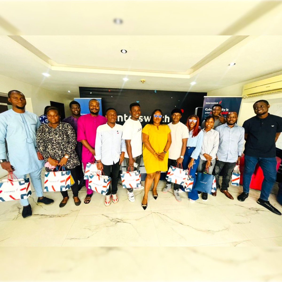 InterswitchGRP's tweet photo. We hosted some #RisingStars ✨ from our Dev community @InterswitchDev on the latest edition of #IDCTechTour at our Lagos offices.

Passionate about raising your game and potentially breaking into the tech space? Join Campus Ambassador program https://t.co/xDUqUELy9V

#NeverS20P⏩ https://t.co/sCk6Fo2oCy