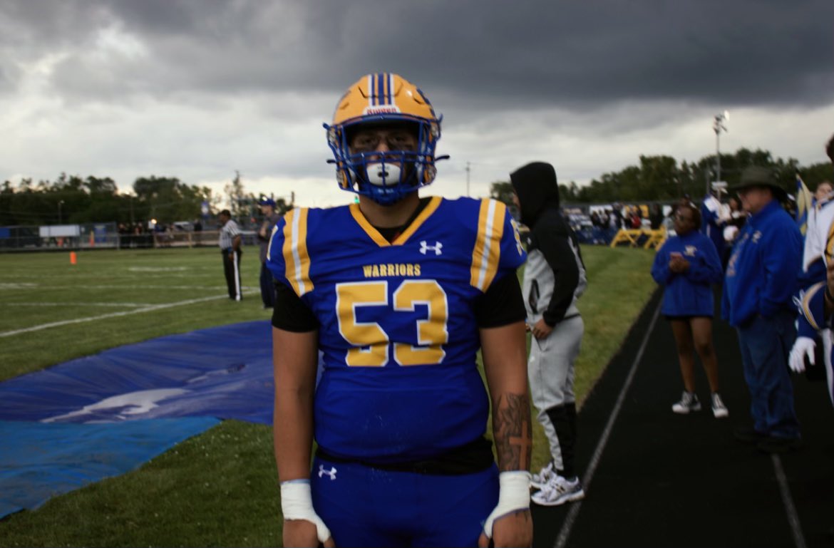 hudl.com/v/2LsND5 Check Out my week 3-5 highlights!! @Rivals_Clint <a href="/EDGYTIM/">Timothy “EDGYTIM” OHalloran</a> <a href="/DeepDishFB/">DEEP DISH FOOTBALL</a> <a href="/AllenTrieu/">Allen Trieu</a> <a href="/CoachBigPete/">Peter "Coach Big Pete" Leinweber</a> <a href="/MohrRecruiting/">Brian Mohr</a>