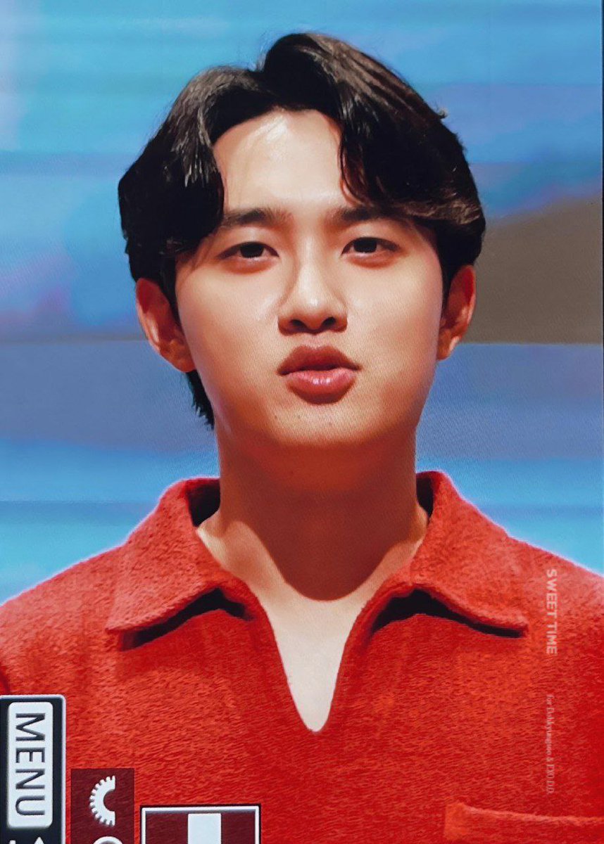 m_a_h_s_a_98's tweet photo. خوشبحال اونی که این لبا رو میبوسه🫠🫦
@weareoneEXO #KYUNGSOO https://t.co/2DM3kfujYQ