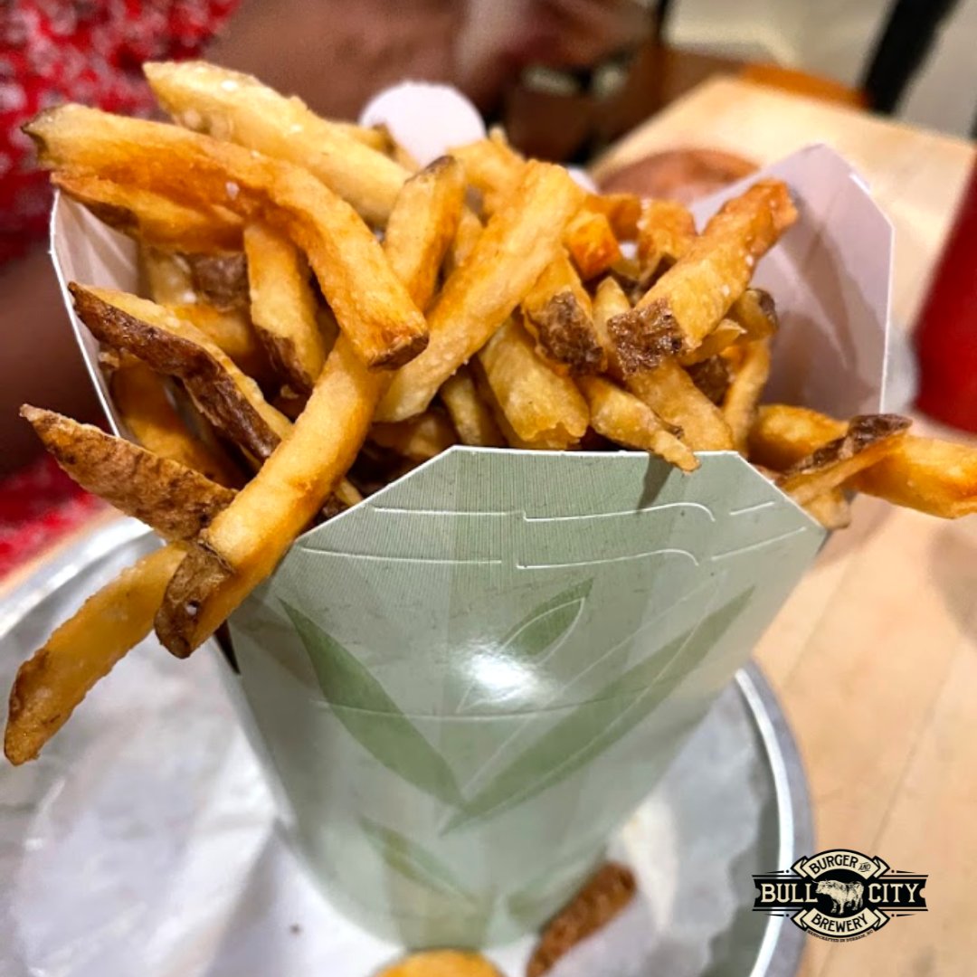 We're here to help you keep your eyes on the fries this Fall.

@dukeuniversity @NCState @uncchapelhill @nccueagle

#durhamnc #durhamfoodies #durm #visitdurham #bestofbullcity #bullcity #frenchfries #fries #foodie #foodlover #foodies #frieslover