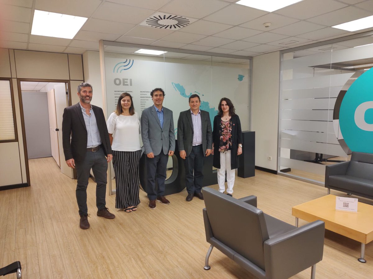 Gran reunión de trabajo en @EspacioOEI <a href="/CAGG_org/">CAGG</a>
<a href="/ie_org/">I+E</a>
Agenda repleta de proyectos de cooperación conjunta.
Gracias Donatella Montaldo y Andres Delich por la predisposición y generosidad de siempre