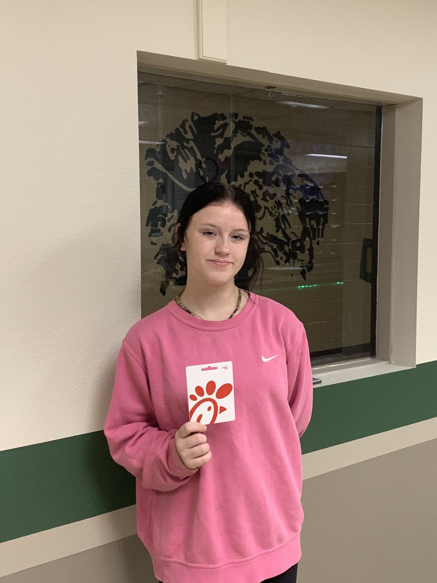 mm2kirk's tweet photo. AHS is recognizing Haylee Willis today for her recent act of kindness. Haylee was nominated by Mr. Glover. Thank you Haylee! https://t.co/Ubhcb0BCgW