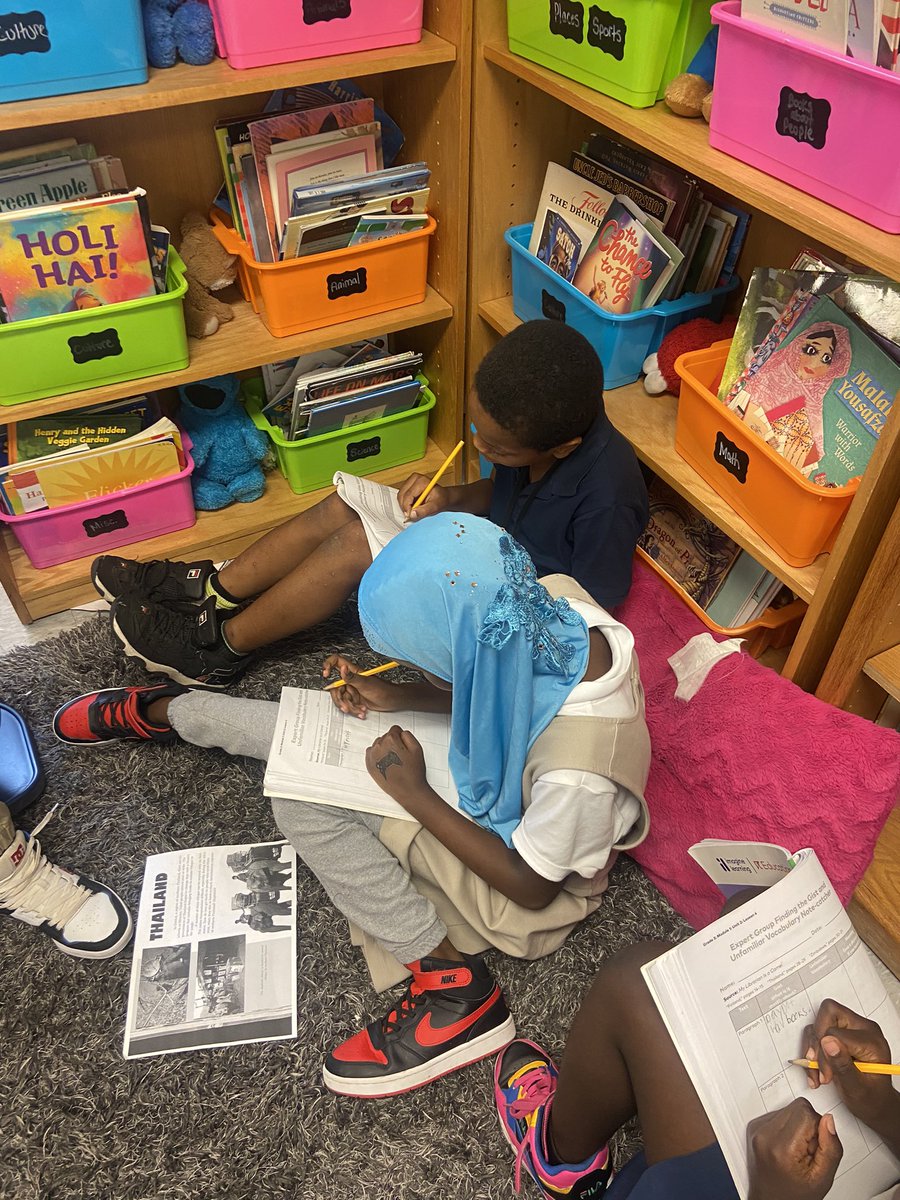 KearrraT's tweet photo. Today students worked in expert groups in EL, to determine the gist of Thailand, Zimbabwe, and Finland. @McFerranKY https://t.co/cwK8U42rXR