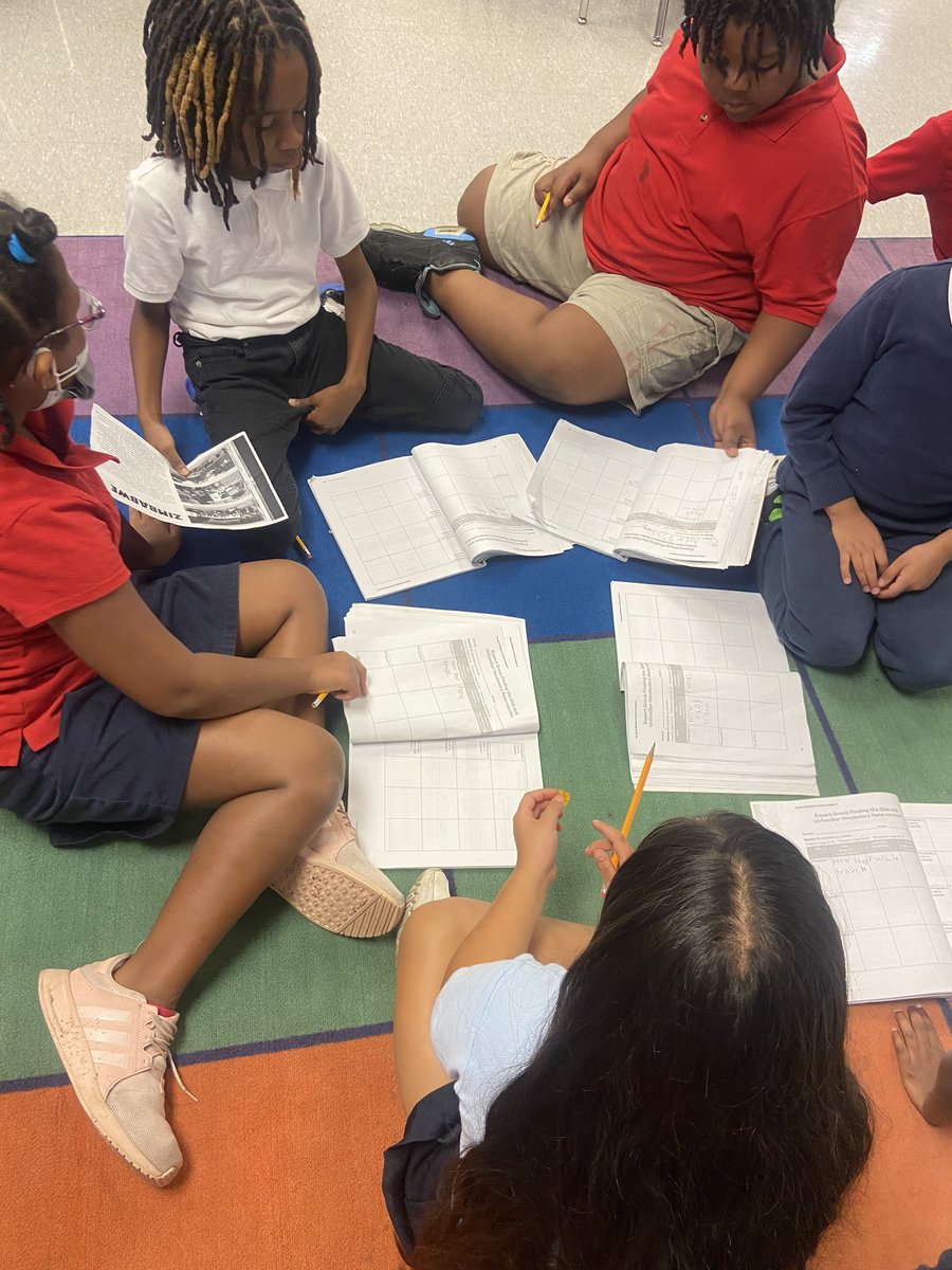 Today students worked in expert groups in EL, to determine the gist of Thailand, Zimbabwe, and Finland. <a href="/McFerranKY/">@McFerranKY</a>