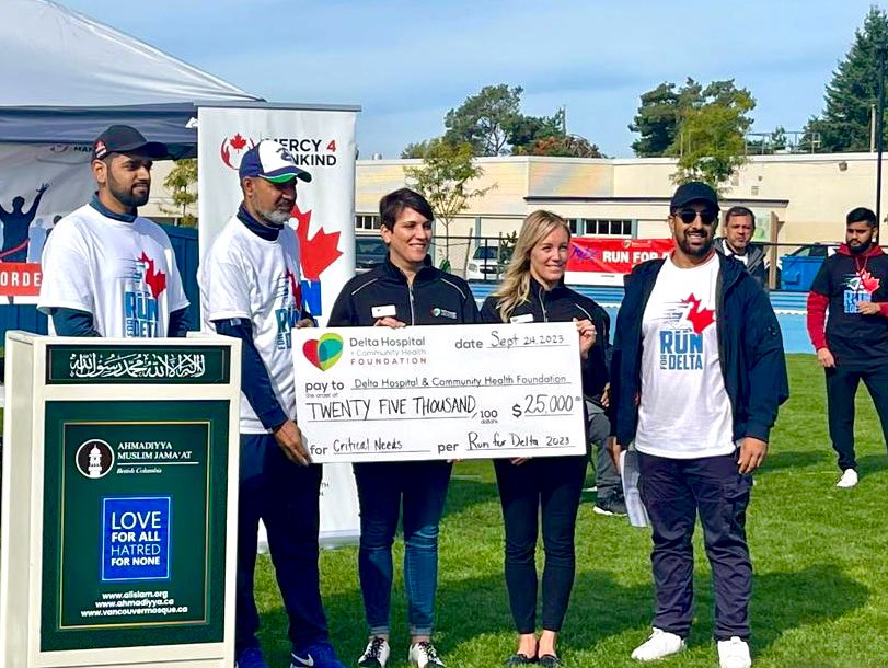 Run4Delta's tweet photo. Jessie Dosanjh - Councillor City of Delta attended 7th annual 𝐑𝐔𝐍 𝐅𝐎𝐑 𝐃𝐄𝐋𝐓𝐀. 

Run for Delta was held on September 24th in support of @DHCHFoundation @SurreyFoodBank 

#RunForDelta #Mercy4Mankind #Delta https://t.co/k6WuWTnLzs