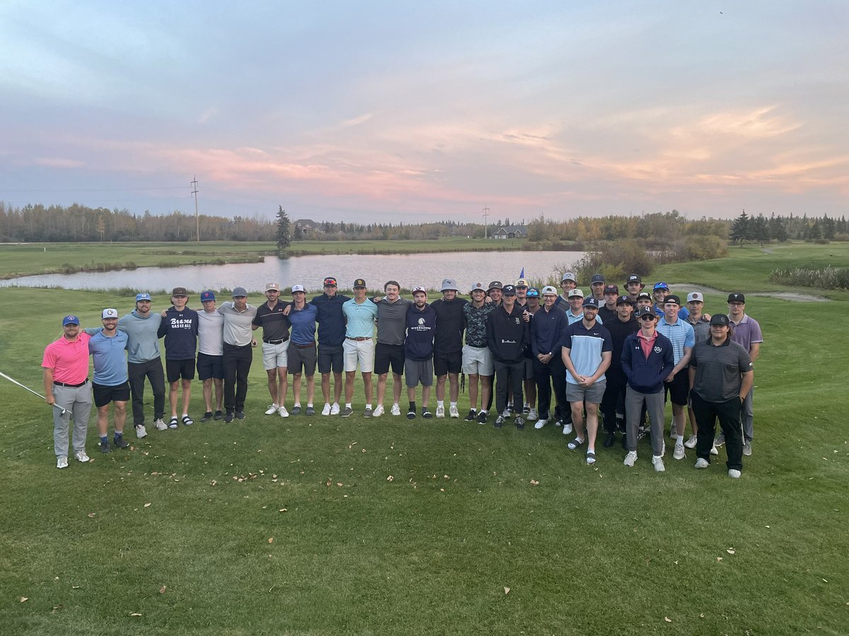 Thank you to Edmonton Springs for hosting our Edmonton Collegiate golf fundraiser and donating to our program. Nick Backstrom, RJ Bourget, Coach Weger, &amp; Coach Flasch took home the trophy, shooting 9 under on the day.  

#EdmontonCollegiate
