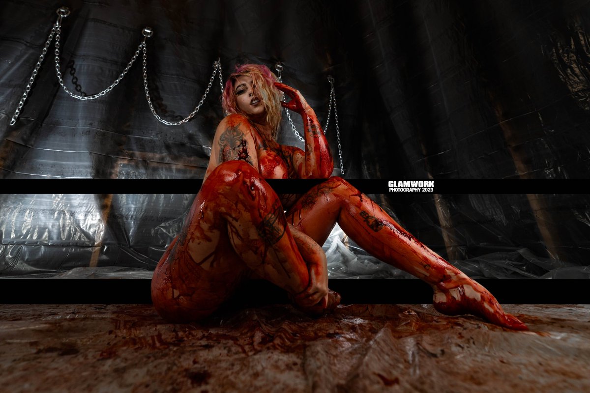 GlamworkPhoto's tweet photo. Bloody portrait season 📷🩸🔥
#horrorphotography #horror #halloween #horrorart #horrormovies #photography #horrorcommunity #horrorfan #darkart #creepy #horrorcosplay #dark #instahorror #darkphotography #horroraddict #horrorphoto #scary #art #horrorlife #horrorgram #horrorlover https://t.co/Z3m9BAUk6G