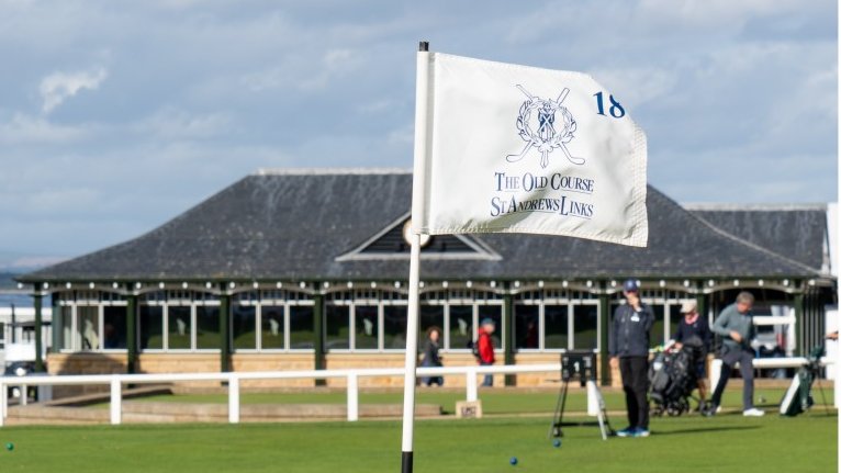 The @RyderCup Wager is back!

<a href="/RyderCupEurope/">Ryder Cup Europe</a> &amp; <a href="/RyderCupUSA/">Ryder Cup USA</a> • St Andrews &amp; Pinehurst • The Old Course &amp; No. 2

If Team Europe wins, Pinehurst will fly the Old Course flag on the 18th of No. 2 on Monday. If Team USA wins, the No. 2 flag will fly on the 18th in St Andrews.