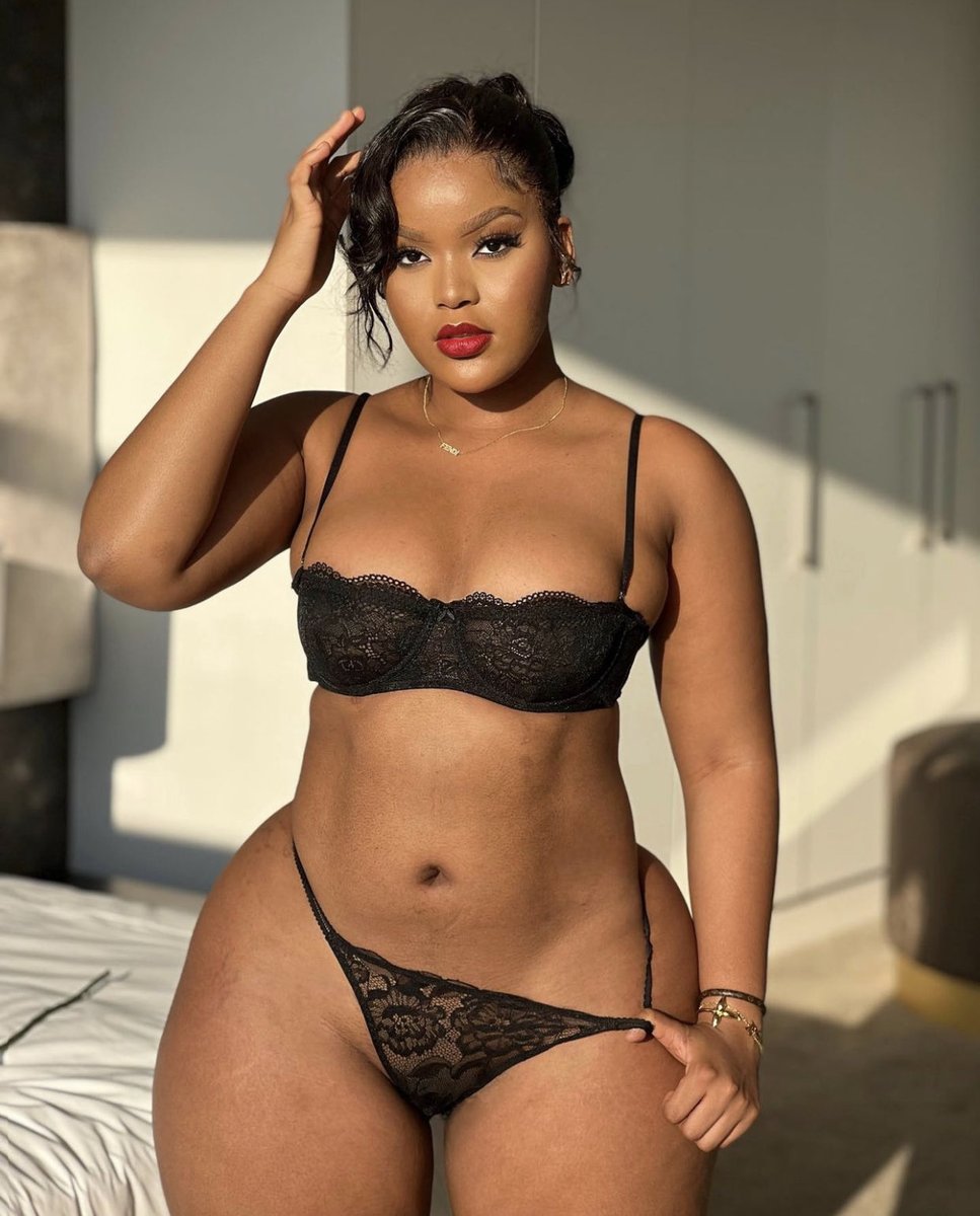 AdvoBarryRoux's tweet photo. Beverly Tlhako has been missing for a while now. Her Instagram with over 500k followers has been deleted. It’s been reported that one of her man took her to Dubai after that her IG account was deleted. If you know her whereabouts call the nearest Police Station. https://t.co/bDbAoB1Eqx