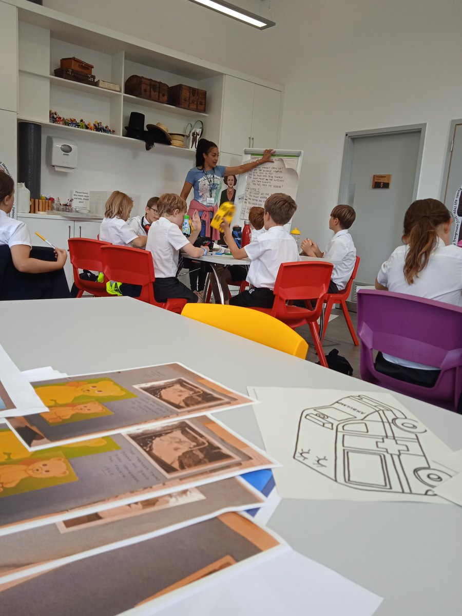 ConnorD_Academy's tweet photo. Investigating and composing at Kresen Kernow. https://t.co/Xc4YkMRdIP