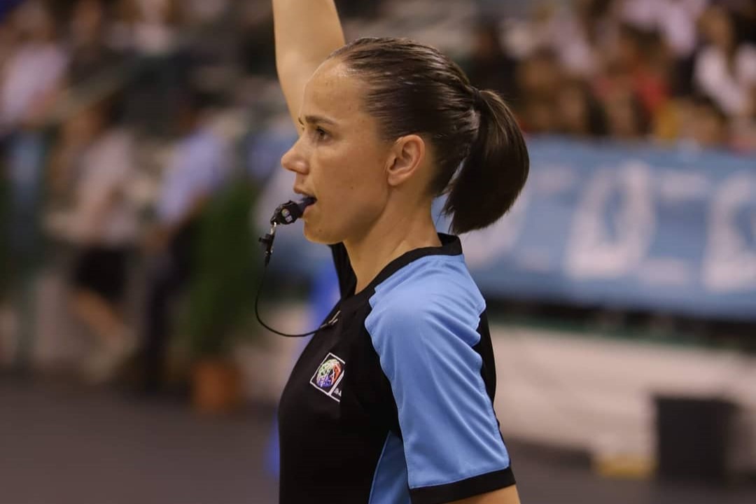 CompeticionFEB's tweet image. 🖐️ #ÁrbitrosFEB: La primera gran final europea de la temporada 2023/24 tendrá protagonismo español

▶️ Esperanza Mendoza (@Espemendo) dirigirá el encuentro

🏆 Final #SupercupWomen
▶ @asvel_feminin 🆚 @fbkadinbasket 
🏟 Astroballe | 📍 Lyon 🇫🇷
📅 Jueves 28 | 🕖 20:00 h.