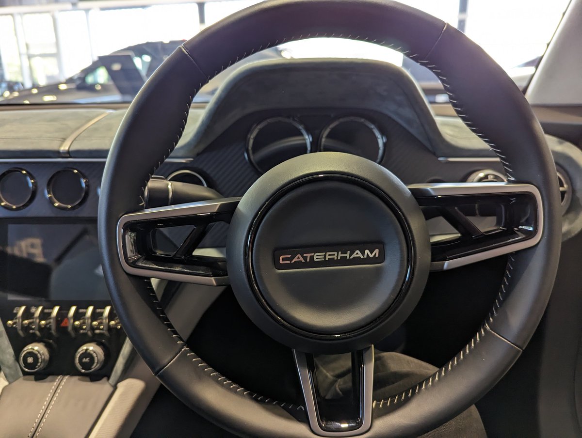 slugelise's tweet photo. @AutoPap new caterham, mini db11 vibes. Lots of headroom. Looks amazing. https://t.co/Krtf7e81AN