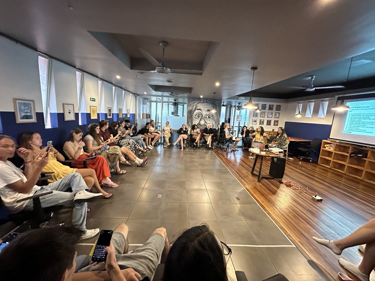 upwithpeople's tweet image. Cast A23 engaged in an enriching curriculum session on leadership and resiliency with Harveen Kapur and UWP's CEO, Seema Srivastava!

#Upwithpeople #UWP #UWPprogram #VOICES #VOICESbyUWP #changemakers #youth #energy #diginity #equality