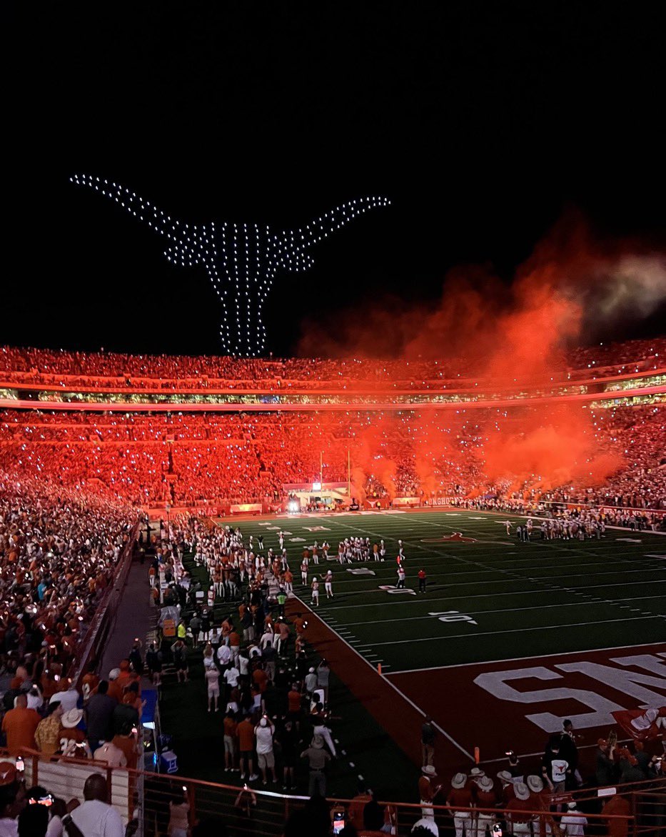 JFITZ_III's tweet photo. 📍 I’ll be in Austin this weekend at The University of Texas at Austin.

🤘🏾 #HookEm https://t.co/rWR4ELqFub