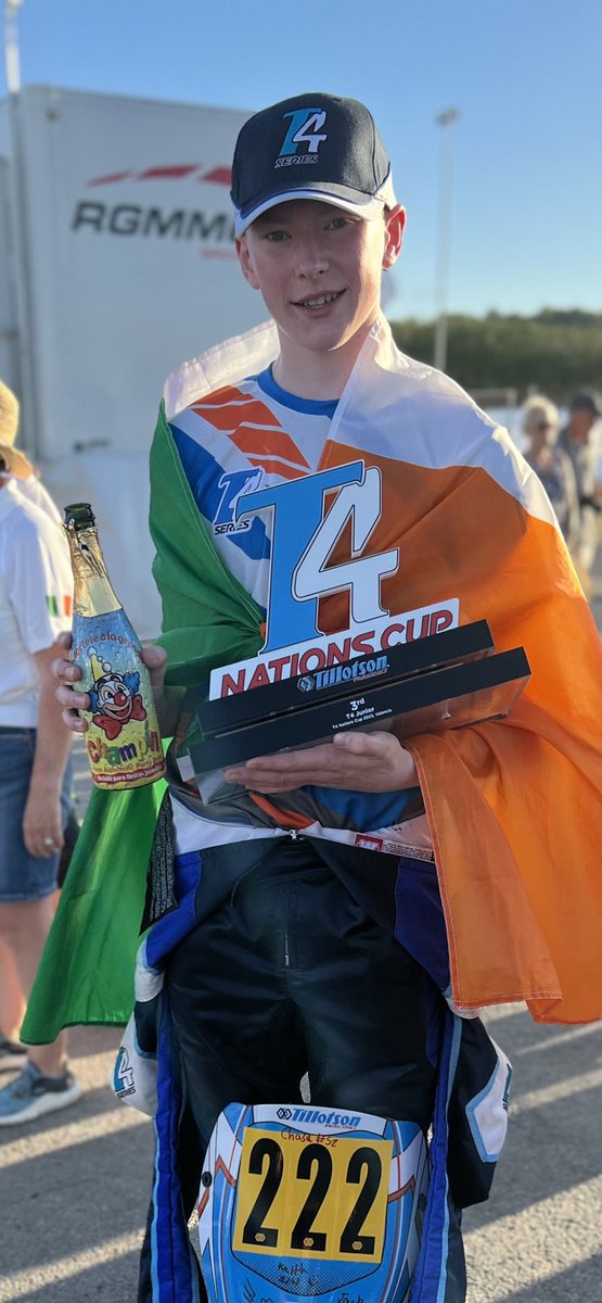 eithnacoogan's tweet photo. AARON BRINGS HOME🥉PODIUM RESULT 3RD PLACE  @TillotsonRacing T4 NATIONS CUP IN VALENCIA THIS WEEK - 
TEAM IRELAND 🇮🇪🏎️🌎RACING - PROUD MOMENTS DREAMS COME TRUE 🥉👏🏻📸 @Go_Kart_Track https://t.co/HXiYA5FQZe