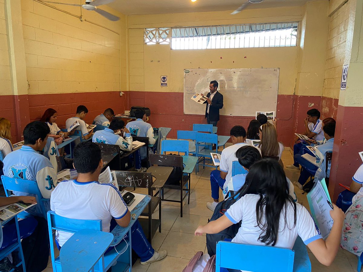 Grupo Rocks! (@admi_uecotec) on Twitter photo Lcdo. Miguel Abad -Coordinador de Admisiones, presente en la Charla de la Unidad Educativa Jesús Martínez De Ezquerecocha, para dar a conocer las carreras, convenios internacionales, beneficios de la pensión diferenciada y proceso de admisión de la
<a href="/UnivEcotec/">Universidad Ecotec</a> Lcdo. Miguel Abad -Coordinador de Admisiones, presente en la Charla de la Unidad Educativa Jesús Martínez De Ezquerecocha, para dar a conocer las carreras, convenios internacionales, beneficios de la pensión diferenciada y proceso de admisión de la
<a href="/UnivEcotec/">Universidad Ecotec</a>