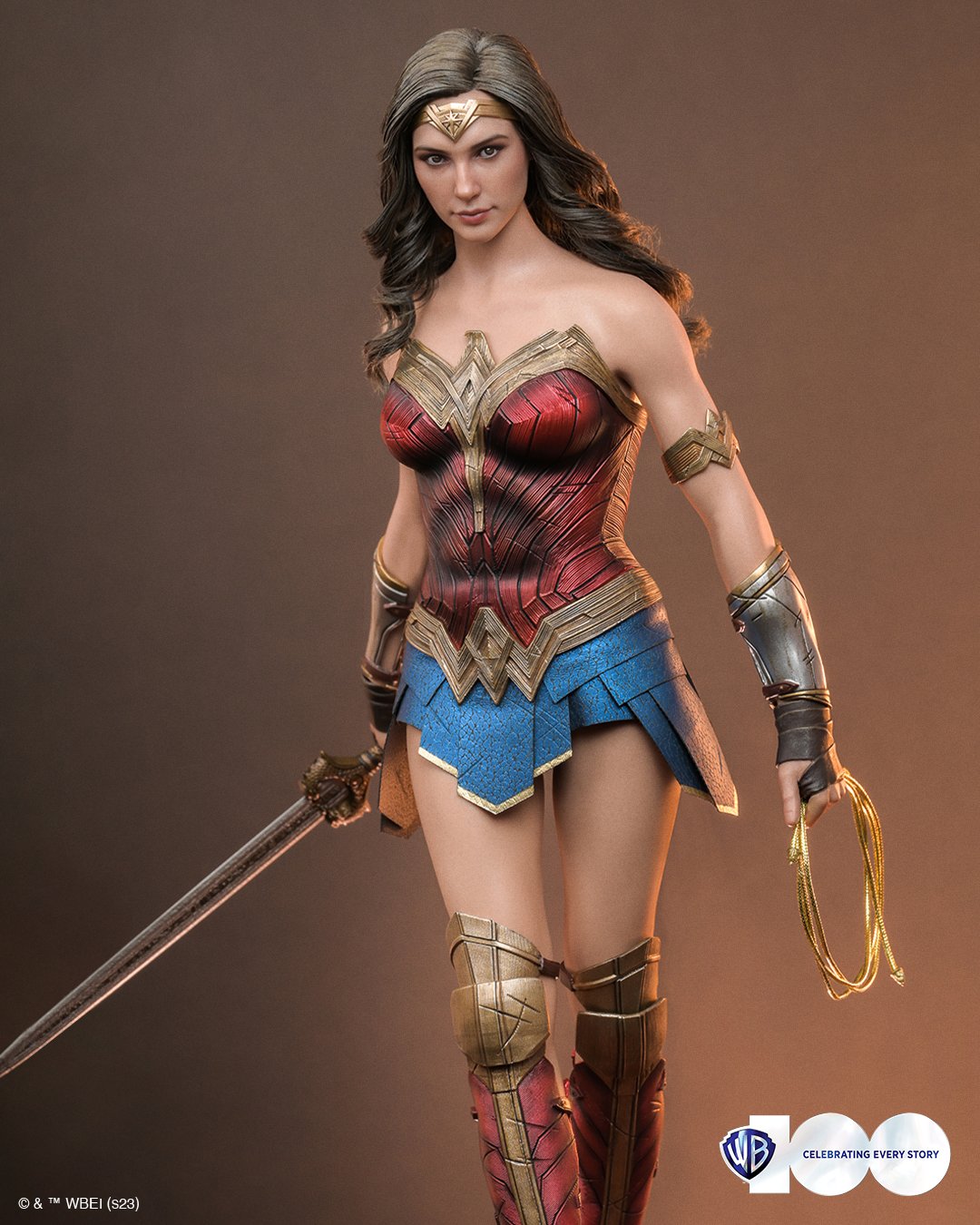 Sexy Wonder Woman  List Hot Wonder Woman Pictures