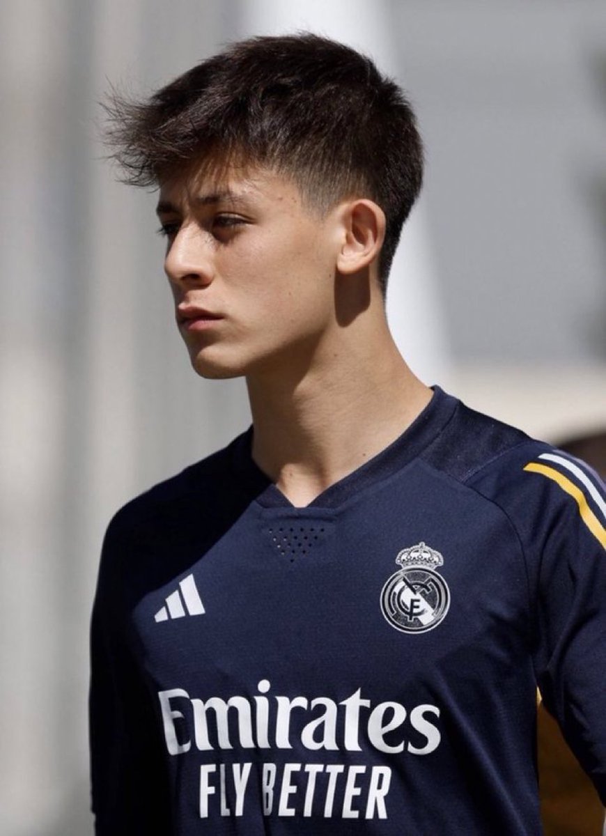 🚑تعب تاني ..

✋أردا غولير ؛
❌ لم يشارك في مباريات ريال مدريد الودية خلال فترة التحضير بسبب الاصابة
❌ لم يشارك في مباريات ريال مدريد خلال بداية الموسم بسبب الاصابة
❌ لم يشارك في مباريات ريال مدريد خلال أول شهرين من الموسم بسبب الإصابة