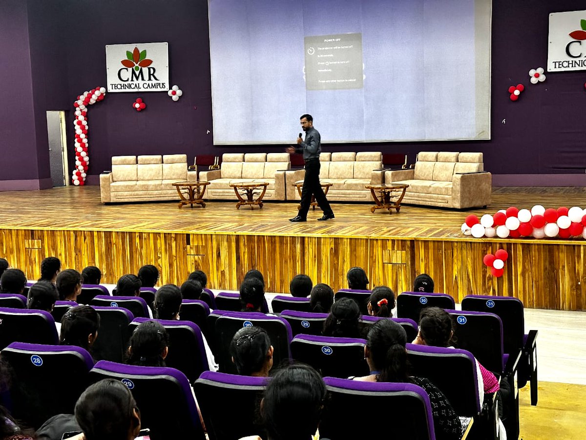 CmrtcCse's tweet photo. Today’s Association "Digital Transformation in the Industry 4.0 era", for BTech CSE Students by Mr Amarnath KR, Career X - Head - Learning &amp; Development✨

#cmrtc#cmr#cse#acse#cmrtechnicalcampus https://t.co/66xzIvgJG7
