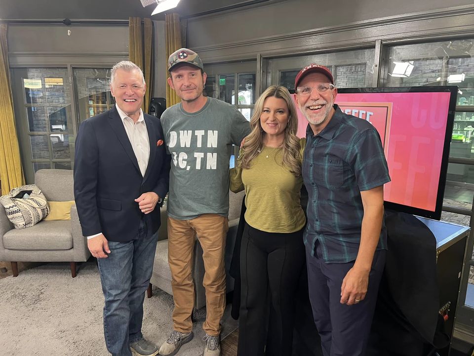 Thomm Jutz (@thommjutz) on Twitter photo Always a genuine pleasure to talk to my friends at #CoffeeCountryCody at WSM Radio
We covered everything from Mac Wiseman, Peter Cooper, and wolves in the Black Forest to “Nothing But Green Willow” which is releasing FRIDAY~9.29!
<a href="/martinsimpson/">Martin Simpson</a> <a href="/TopicRecords/">Topic Records</a> Always a genuine pleasure to talk to my friends at #CoffeeCountryCody at WSM Radio
We covered everything from Mac Wiseman, Peter Cooper, and wolves in the Black Forest to “Nothing But Green Willow” which is releasing FRIDAY~9.29!
<a href="/martinsimpson/">Martin Simpson</a> <a href="/TopicRecords/">Topic Records</a>