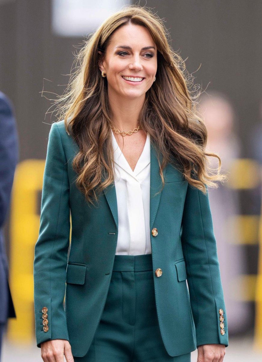 HRH the Princess of Wales today.

Gorgeous😍