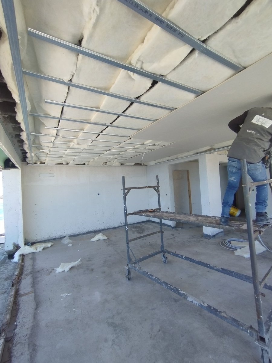 Isolation de plafond ✅👷‍♂️
#design #interiordesign #architecturelovers #love #architecturedesign #photography #architecture #freelance #Canadian #freelancer #architecturestudent #art  #london #designer #3dart #lumion #sketchup #cad #Photoshop #crypto #Strasbourg