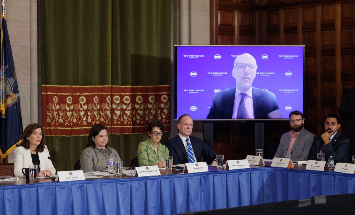 Governor Kathy Hochul tweet media