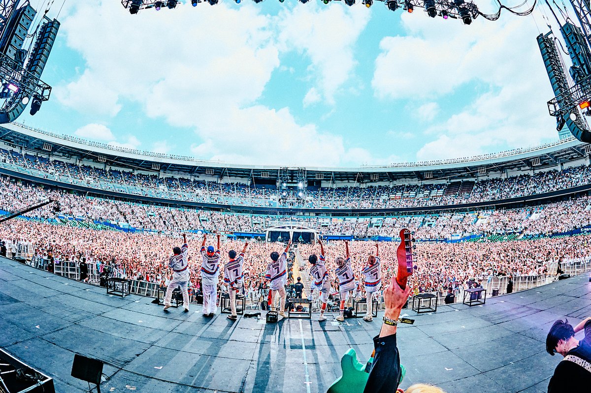 WEareWEST7_NEWS's tweet photo. 🔥SUMMER SONIC 2023 Day2 TOKYO🔥 最高のPARTYでした!!!!!!! お越しいただいた方ありがとうございました! SUMMER SONICはまだまだ続きます。 引き続きお楽しみください🌈 #サマソニWEST #ジャニーズWEST🌈 #サマソニ #summersonic #MARINESTAGE https://t.co/1mM4ASXouo:… https://t.co/dOqq9t4Boh https://t.co/TjMzuohucb