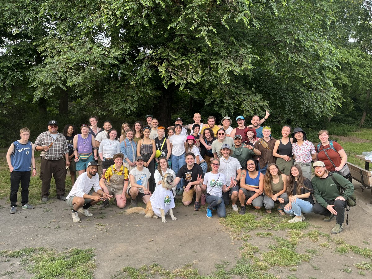 reiunionsoho's tweet image. Fall is here, and we’re reflecting on our #HotLaborSummer. Amidst pay cuts and stalling at the bargaining table, the workers of REI Union SoHo truly solidified the power of our union community this summer.