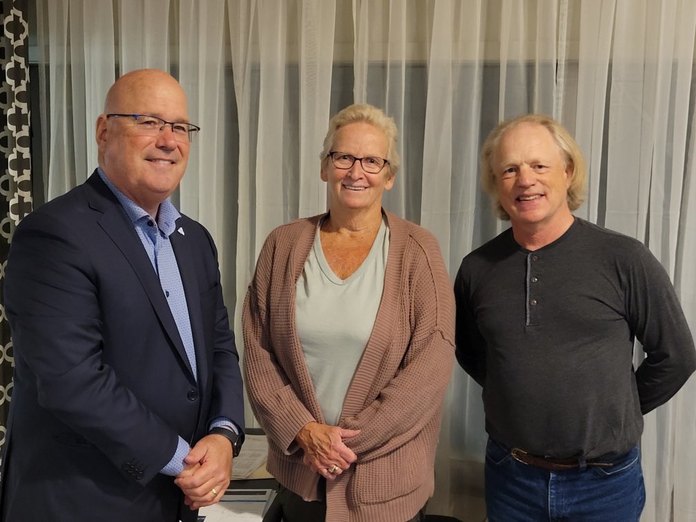 Steve Clark tweet media