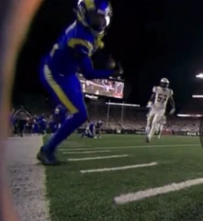 bigcatwhodey513's tweet photo. “hE wAs In BoUnDs bLaMe tHe RefS” https://t.co/zAxx9wwxJw