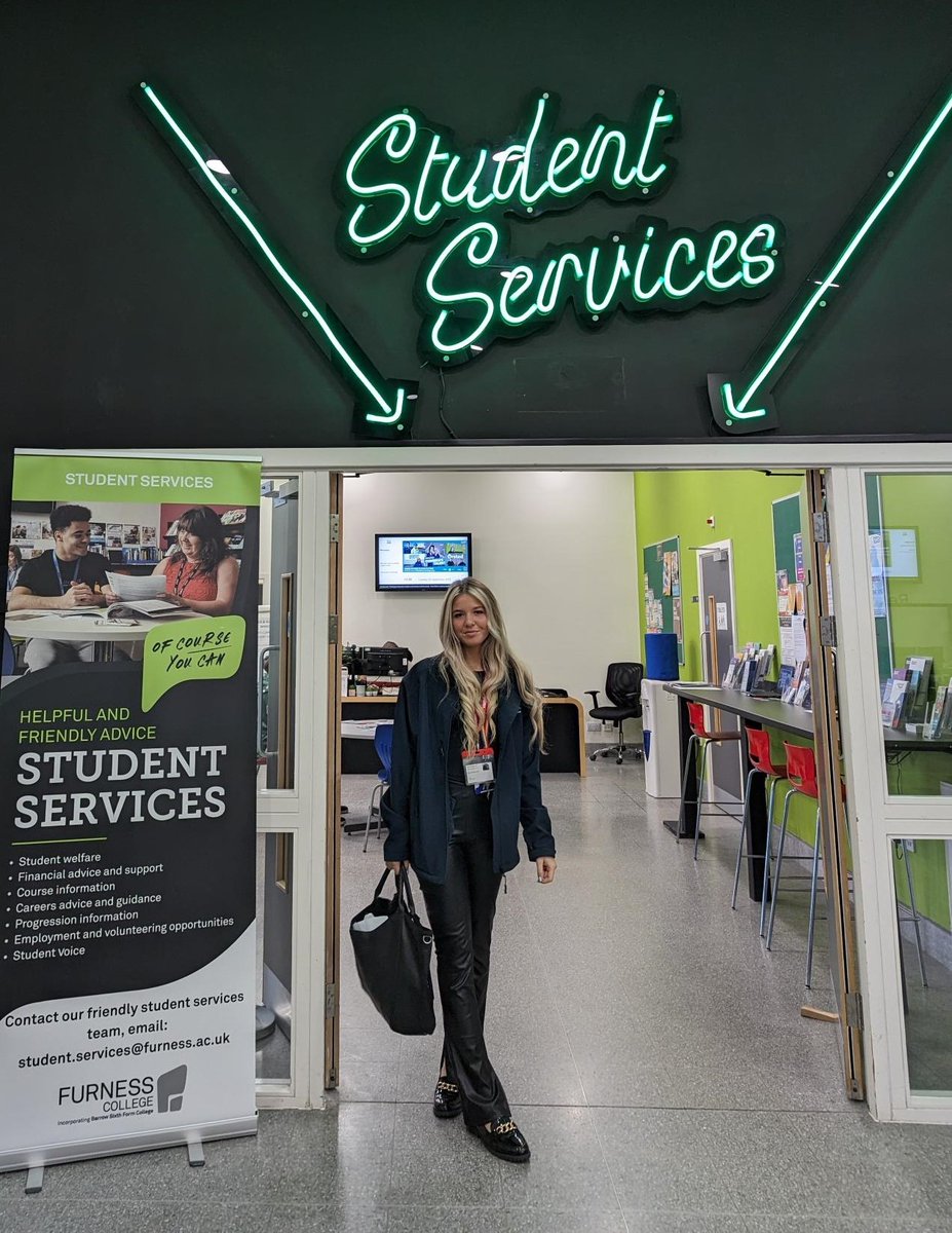 We had a great day @furness_college meeting lots of class reps & discussing potential #YSA projects with them.  Marni @LMCollege's YSA Officer can't wait to return next month to get the ball rolling! Next stop @MyerscoughColl 
#Iwill #youthsocialaction @AoC_info @PearsFoundation