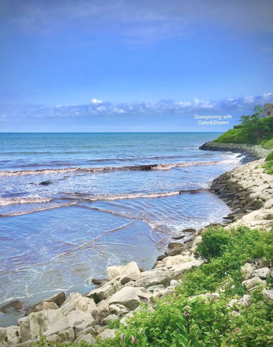 Visited this spot many times including our first Half Marathon. Always saw great views when walking along the cliff walk😍❤️

📍Cliff Walk, Newport, RI

#cliffwalk #Newport #oceanview #NatureBeauty #NaturePhotography #walking