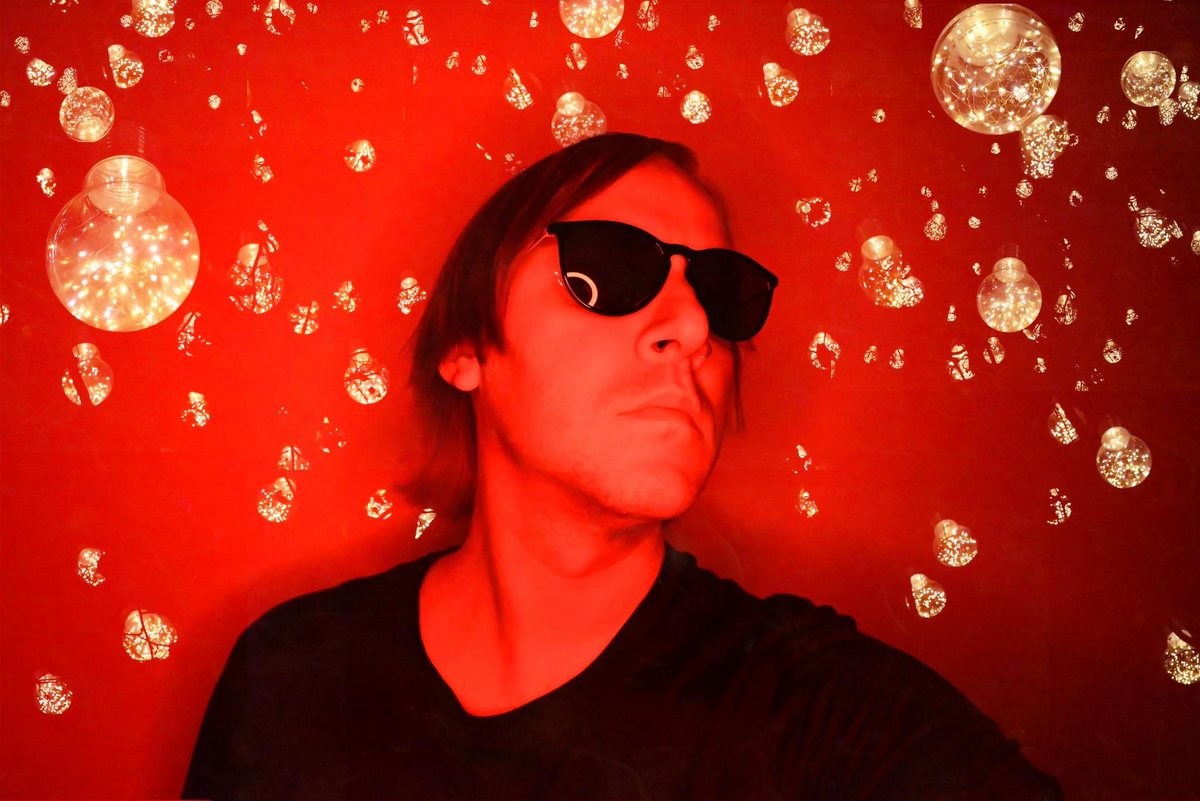 theresa_sound's tweet photo. #TheresasSoundWorld recommends: @Nax_Musica ▶️Check out tunes by #Nax: https://t.co/bCyRnKhwMh #MusicBlog #TSW #Blog #MusicWriter #MusicBlogger #MusicReviews #UndergroundMusic #AlternativeMusicBlog  #Shoegaze #Shoegazing #Dreampop #Indie #AlternativeRock #IndieGuitarSwing #Gaze https://t.co/NDj3GQSd6O
