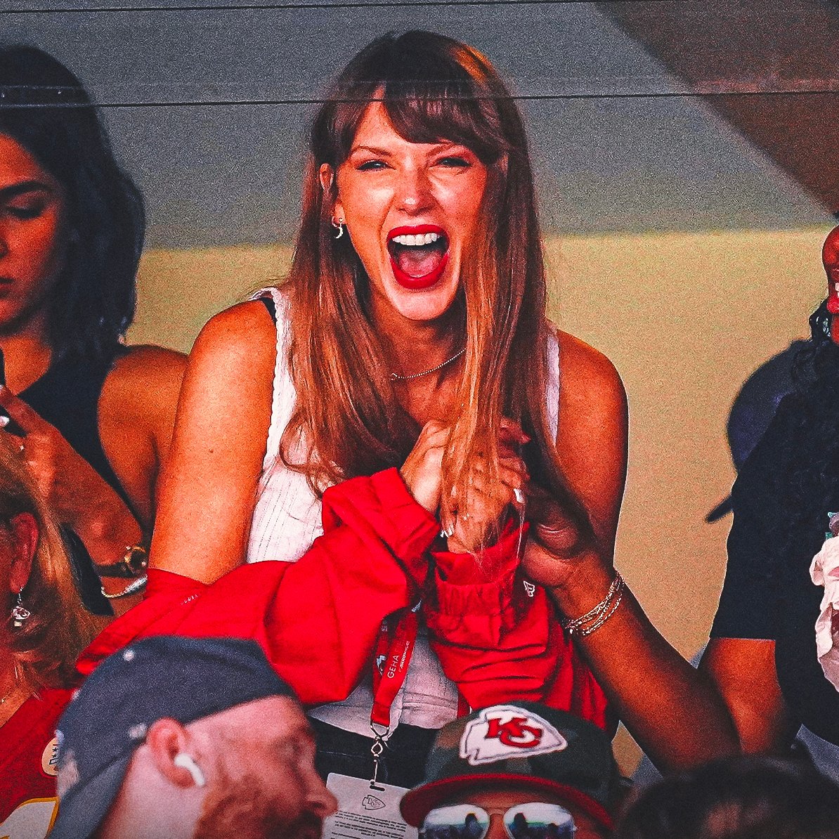 blessedswifty's tweet photo. 🚨 | @TaylorSwift13's presence alone during @NFL on Sunday saw a spike by 8% from FEMALE viewers. https://t.co/bqtJyKVPST
