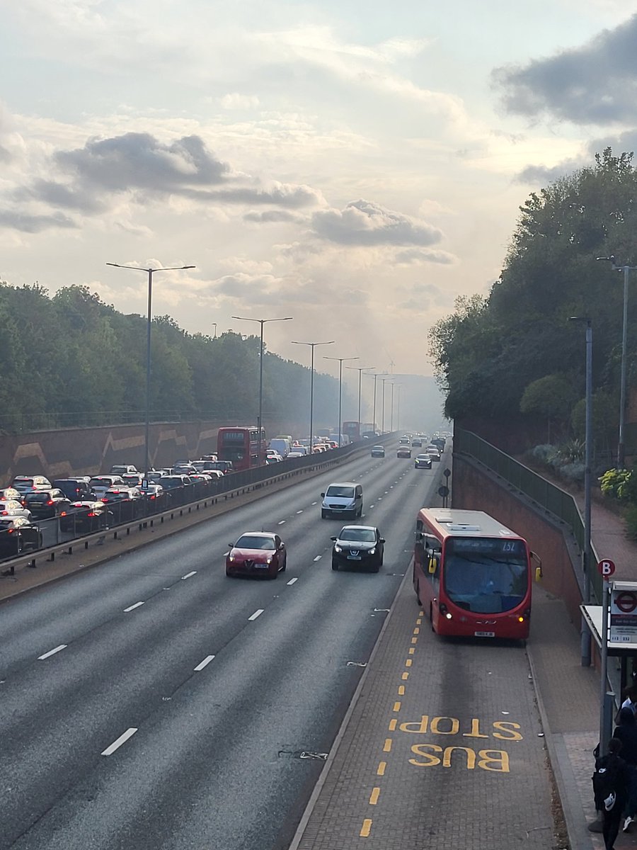 desertflower99's tweet photo. Plumes of smoke at Henlys Corner, car on fire. Avoid. https://t.co/sPVrmR10Zj