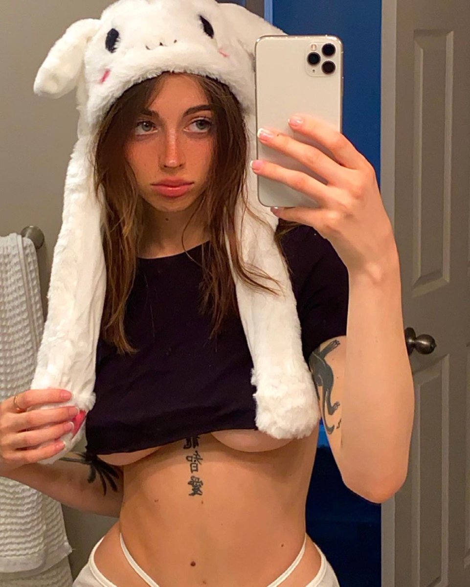 ｡⁠)𝚂𝚒𝚎𝚖𝚙𝚛𝚎 𝚌𝚘𝚗𝚏𝚒 𝚌𝚘𝚗𝚝𝚒𝚐𝚘... ♡

#𝙻𝚎𝚠𝚍𝚁𝙿