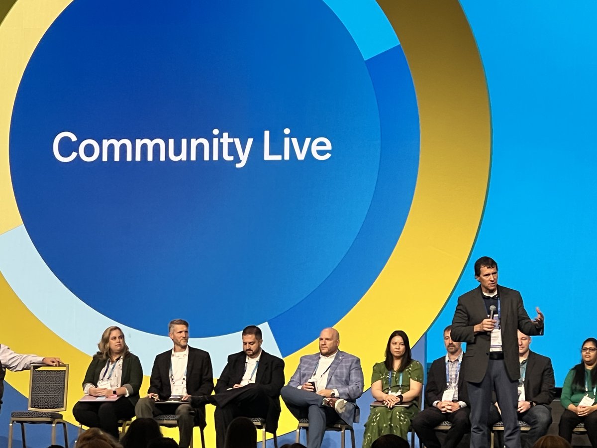 Full room and stacked panel of product, training and service experts at our popular Community Live interactive session this morning. #Accelarate2023 #ConnectedinPurpose