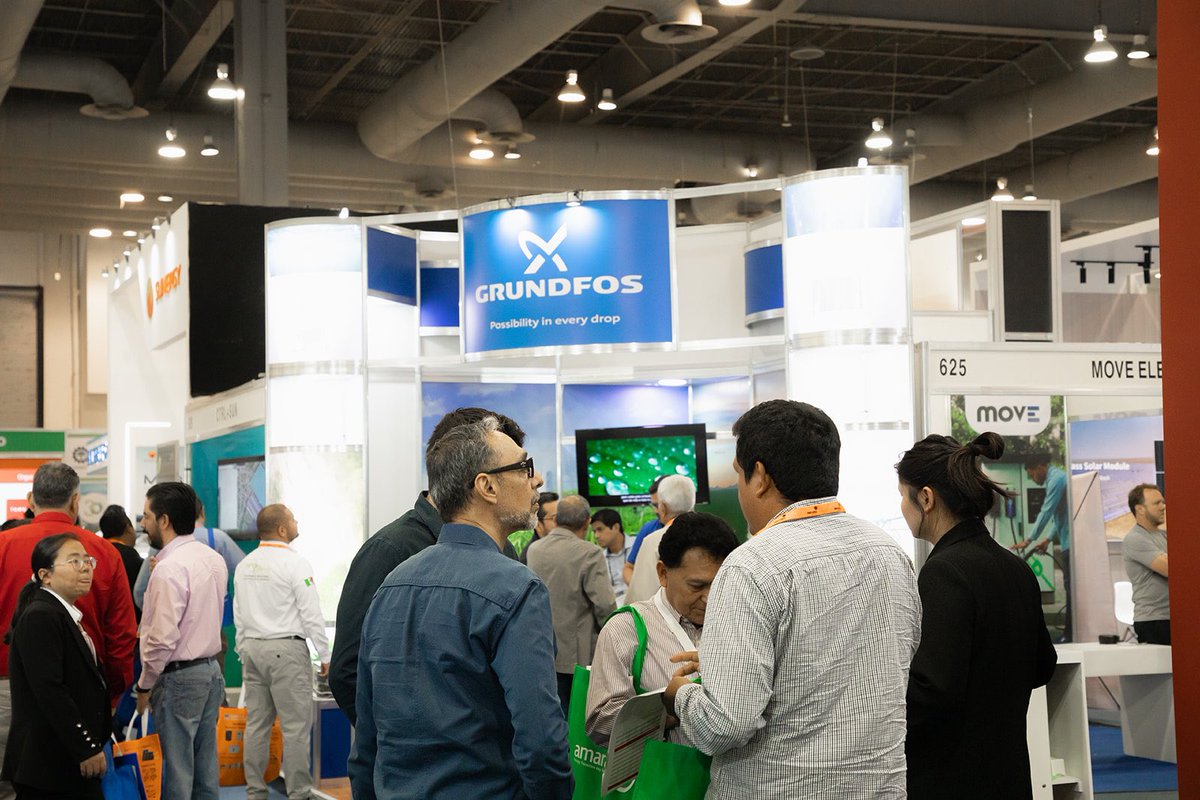 IntersolarMX's tweet photo. ¡Hechos! Así podemos resumir lo que fue la 4a. edición de INTERSOLAR MEXICO:
☀️ Se triplica el tamaño del piso de exposición de Intersolar Mexico con un particular crecimiento en el número de expositores del sector de almacenamiento de energía.
#IntersolarMX https://t.co/s8yiTFJWiP