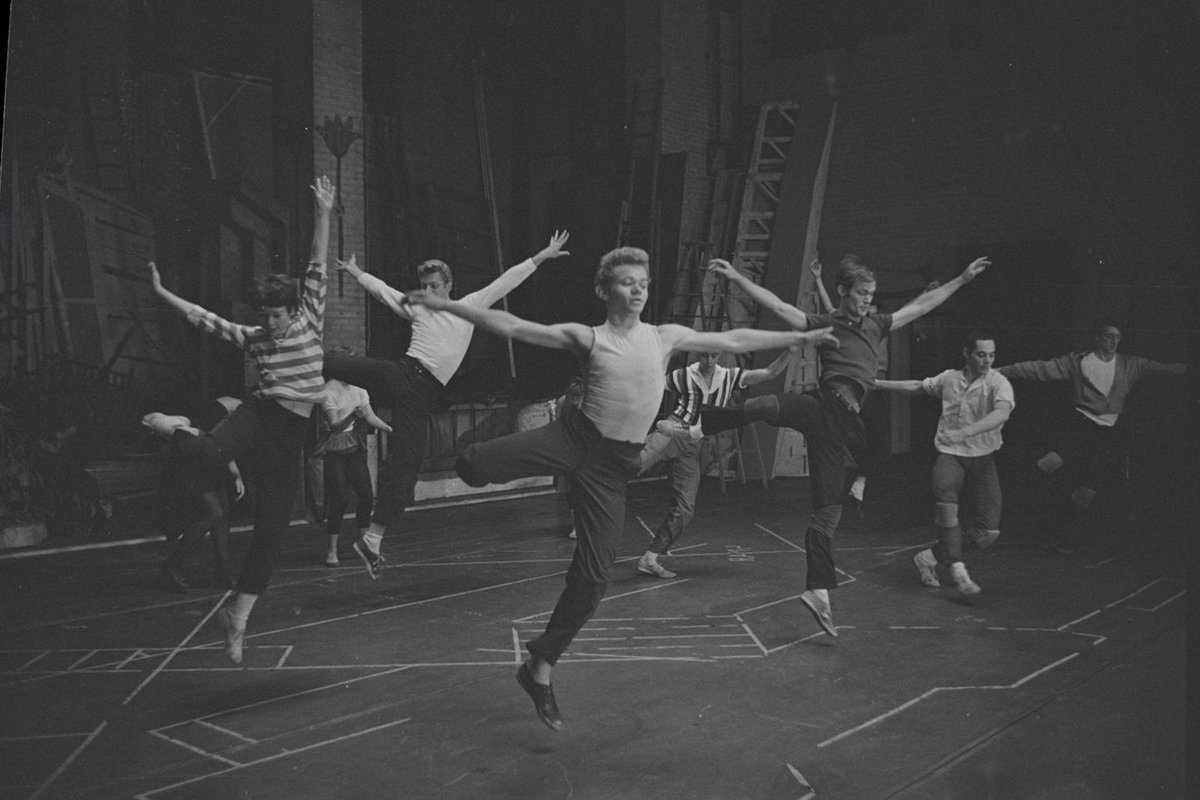 Browse more than 1,000 photographs of the original West Side Story production from @nypl_lpa's Billy Rose Theatre Division in #NYPLDigitalCollections: on.nypl.org/3ZuFyuA