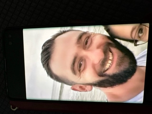 #MISSING PERSON Police are appealing for help  locating 33y/o Alexandru, who is missing from #EN1 #Enfield. There are concerns for his welfare. Please call 999 and quote CAD: 4818/26SEP23 if seen