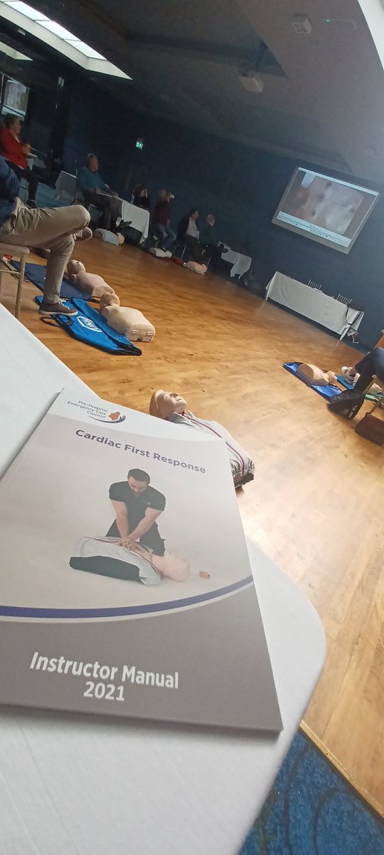 Community_NAS's tweet photo. Mallow was home today for day 1 of our new @PHECC / @Irishheart_ie Instructor Course for 12 people.  Participants came from Cork, Kerry &amp; Limerick areas. Thanks to instructors Noel, Alan &amp; Ger who supported &amp; shared their experience. https://t.co/4Z3uYE5M7z