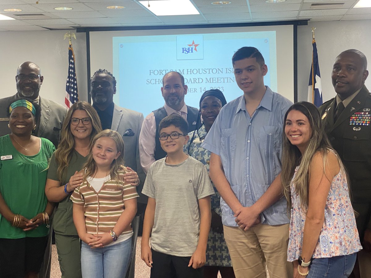 sjhkershner's tweet photo. Great student leadership showcased today at the board meeting!  Our why ❤️⁦@DrGbates⁩ ⁦⁩ @dr_mina2⁩ ⁦@lafuller53⁩ ⁦@jnovak_julie⁩ @mrtoblerstech⁩ #FSHISDServes https://t.co/NEtztt5nVn