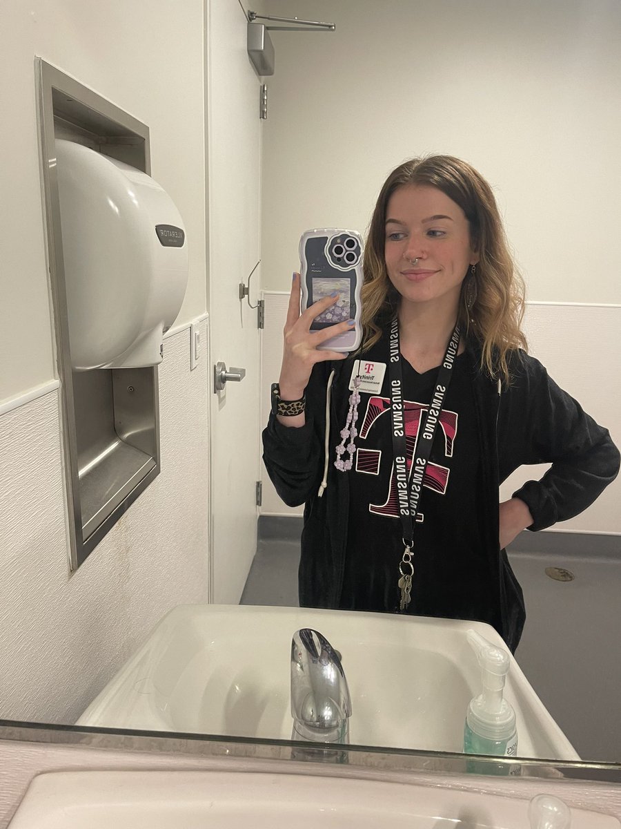 On my way to Hawaii anybody need anything?