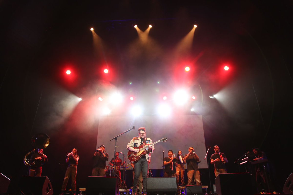 BOmm_Bogota's tweet photo. El #BOmmShowcase de @luciofeuillet mostró una experiencia de contrastes sonoros increíble. Su potente voz y el poder de una murga carnavalera nos dejaron sin palabras.
Agradecemos al Centro Nacional de las Artes Delia Zapata Olivella @eneldelia por ser nuestra casa oficial. https://t.co/0YXEPLSqvM