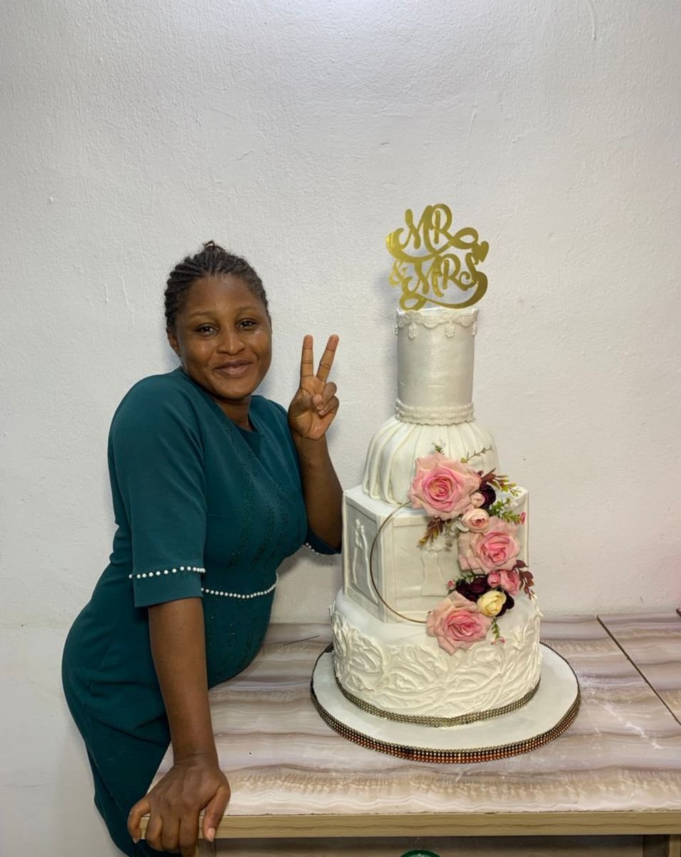 ChinazaIwunor's tweet photo. Hello @nano Nigeria 🇳🇬

Now accepting xno for my baking business.GSYLCAKES produces and sells different types of cakes, Burgers and pastries sells at an affordable price(such that school kids can buy for lunch).

Let's plug into #freemoneyday and share love ✌️
#nano https://t.co/npRZdDATYK