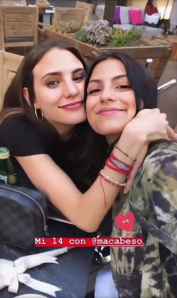 barbsmoon's tweet photo. cómo comenzó, cómo continúa siendo https://t.co/gCcMHwOVD3