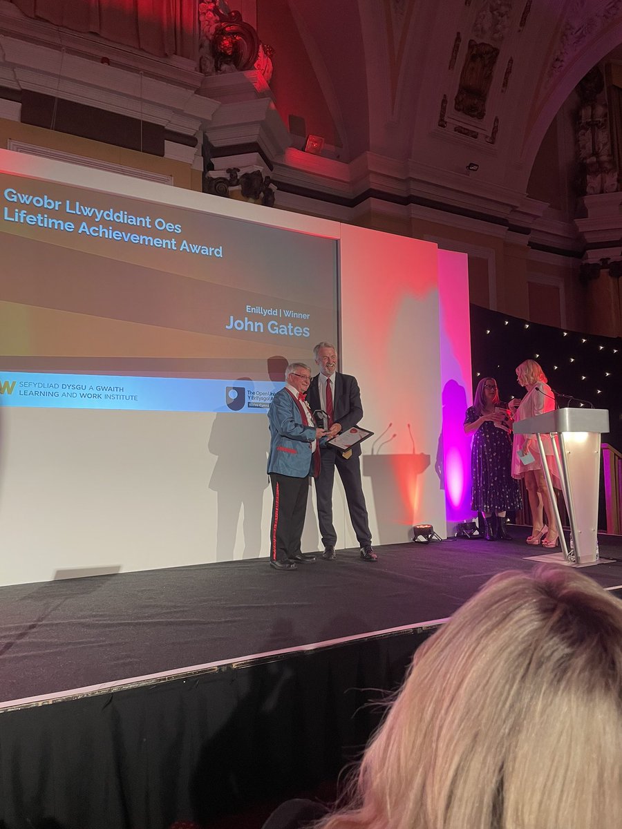 What a wonderful lifetime achievement award for the inspirational John Gates. @huw4ogmore @LearnWorkCymru #neverstoplearning